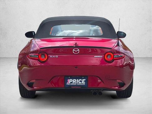 Used 2026 MAZDA MX-5 Miata Club w/ Interior Package RWD image 7