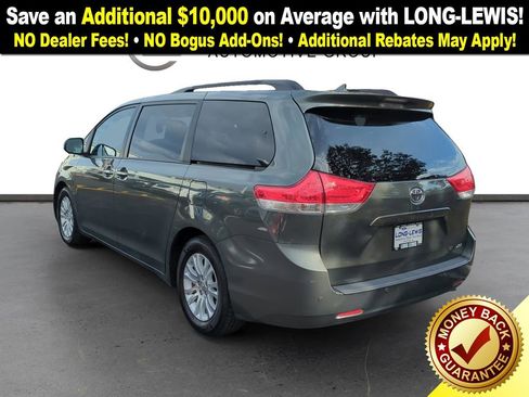 Used 2013 Toyota Sienna XLE image 4