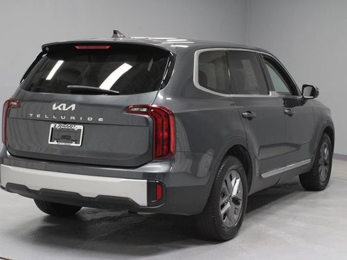 Used 2024 Kia Telluride LX FWD image 10