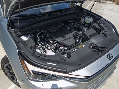 New 2026 Lexus TX 500h AWD image 5