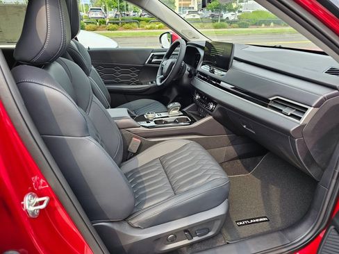 New 2026 Mitsubishi Outlander SEL AWD/4WD image 14
