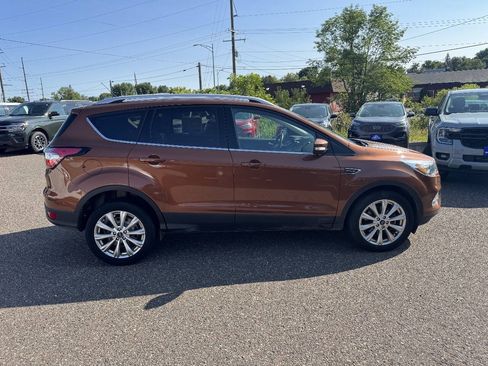 Used 2017 Ford Escape Titanium w/ Equipment Group 301A AWD/4WD image 8