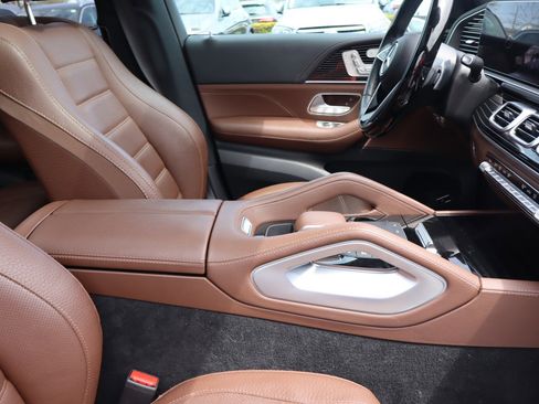 Used 2024 Mercedes-Benz GLE 450 4MATIC image 15