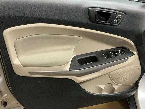 Used 2020 Ford EcoSport S image 10