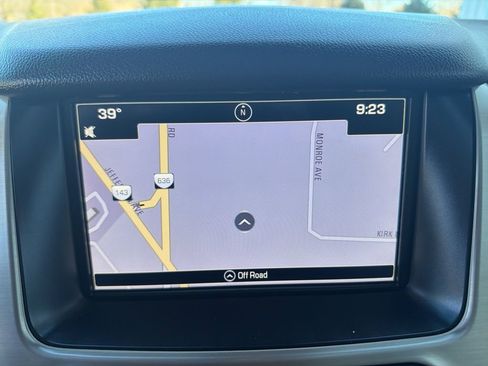 Used 2016 GMC Yukon XL Denali image 25