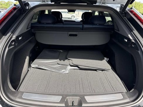 New 2026 Cadillac Optiq Luxury 2 RWD image 11