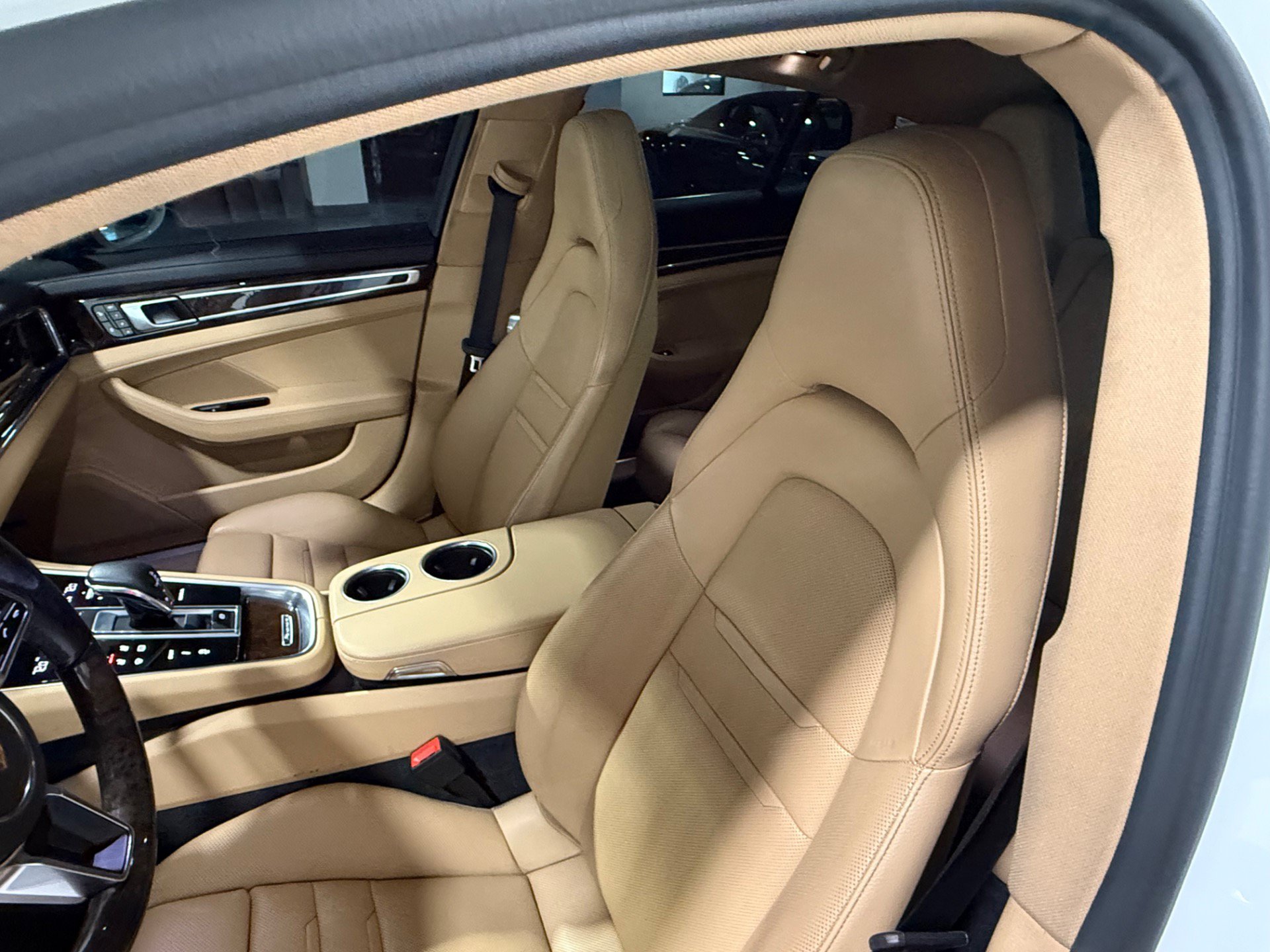 Used 2017 Porsche Panamera 4S AWD/4WD image 24