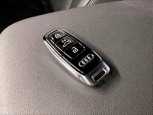 Certified 2023 Audi Q8 Premium Plus w/ Premium Plus Package AWD/4WD image 12