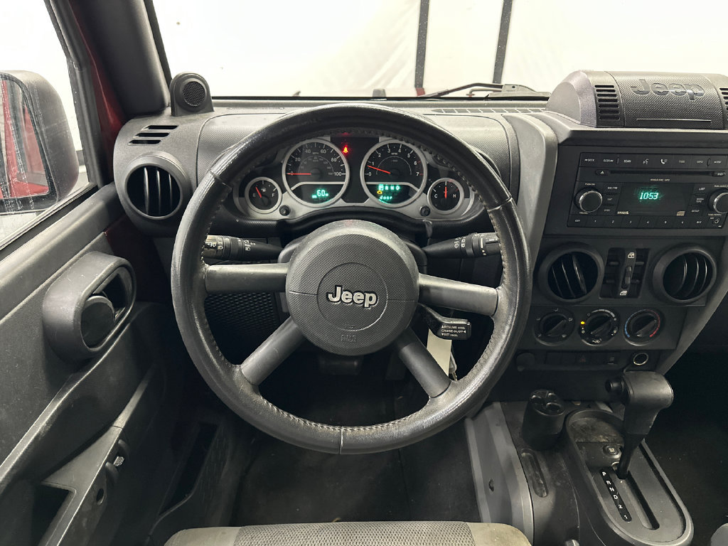 Used 2007 Jeep Wrangler Unlimited Sahara RWD image 16