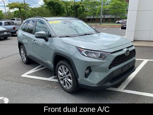 Used 2019 Toyota RAV4 XLE Premium w/ Cold Weather Package AWD/4WD image 8