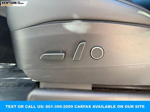 Used 2022 Tesla Model Y Long Range image 30