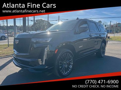 Used 2023 Cadillac Escalade V image 1