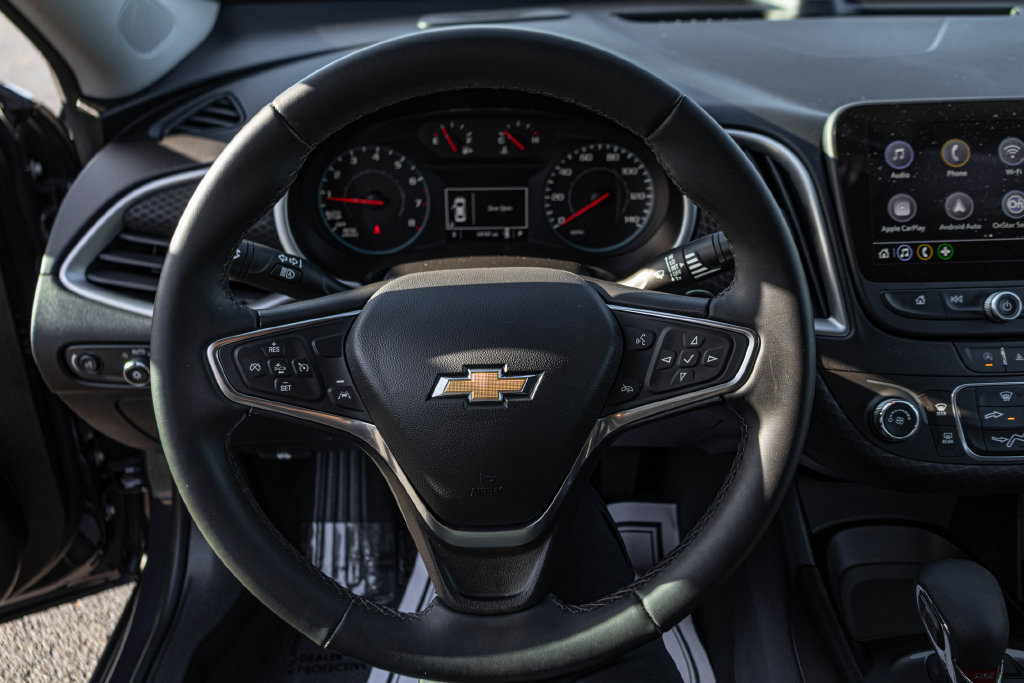 Used 2025 Chevrolet Malibu RS FWD image 21