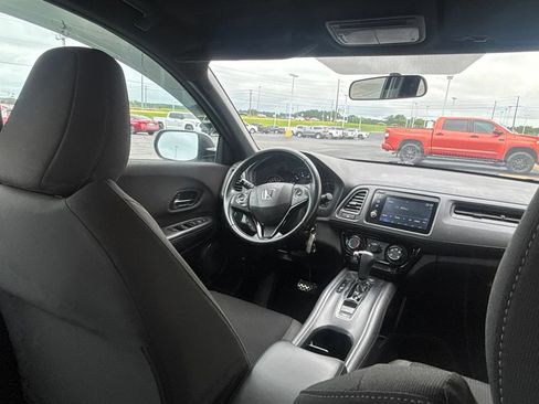 Used 2019 Honda HR-V Sport image 26