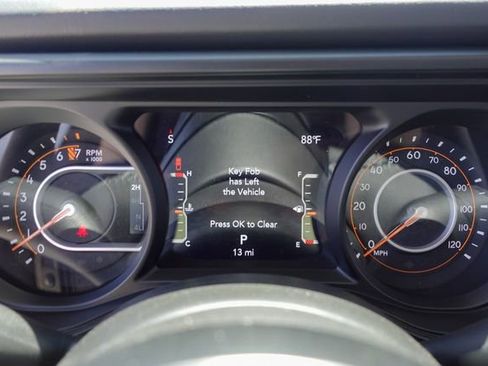 New 2025 Jeep Gladiator Sport image 21