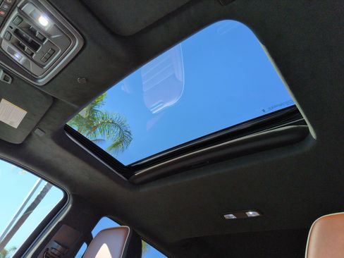 Used 2023 GMC Sierra 1500 Denali Ultimate image 28