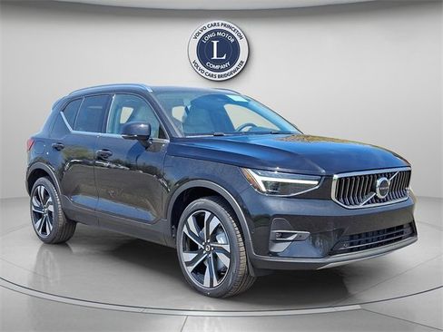 New 2025 Volvo XC40 B5 Ultra w/ Climate Package image 1