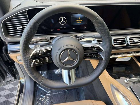 New 2026 Mercedes-Benz GLS 450 4MATIC image 16