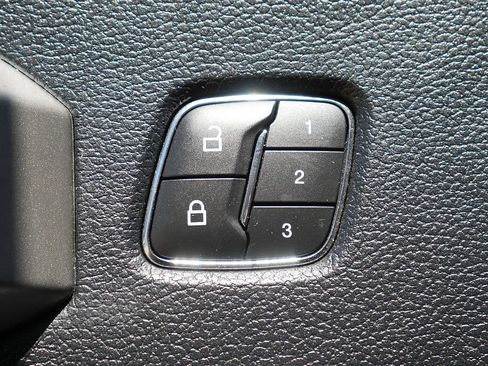 Used 2020 Ford F150 Lariat AWD/4WD image 28
