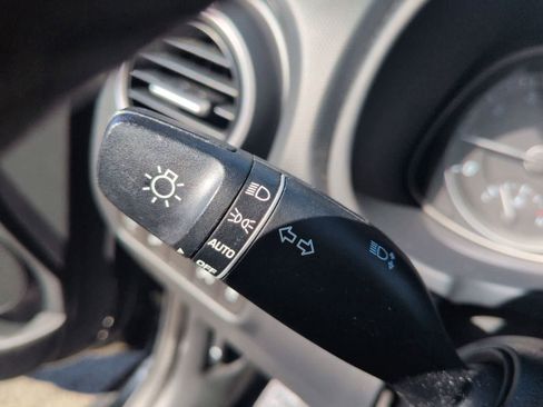 Used 2021 Hyundai Kona SEL image 22