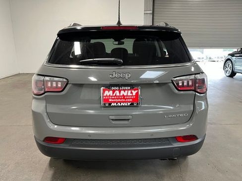 Used 2021 Jeep Compass Limited w/ Sun and Sound Group FWD image 4