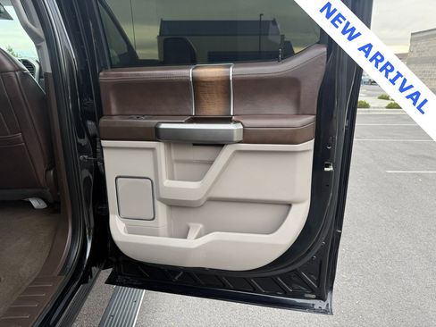 Used 2018 Ford F250 Platinum w/ Platinum Ultimate Package image 35