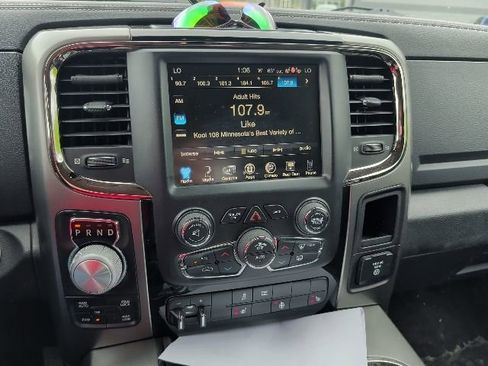 Used 2017 RAM 1500 Sport w/ Black Ram 1500 Sport Group AWD/4WD image 12