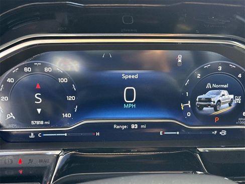 Used 2024 Chevrolet Silverado 1500 LT Trail Boss w/ Protection Package image 10