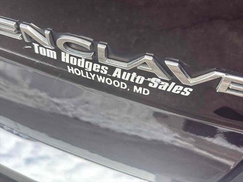 Used 2017 Buick Enclave Leather image 8