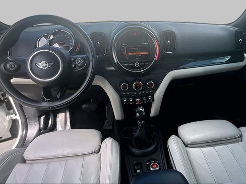 Used 2018 MINI Cooper Countryman FWD image 14