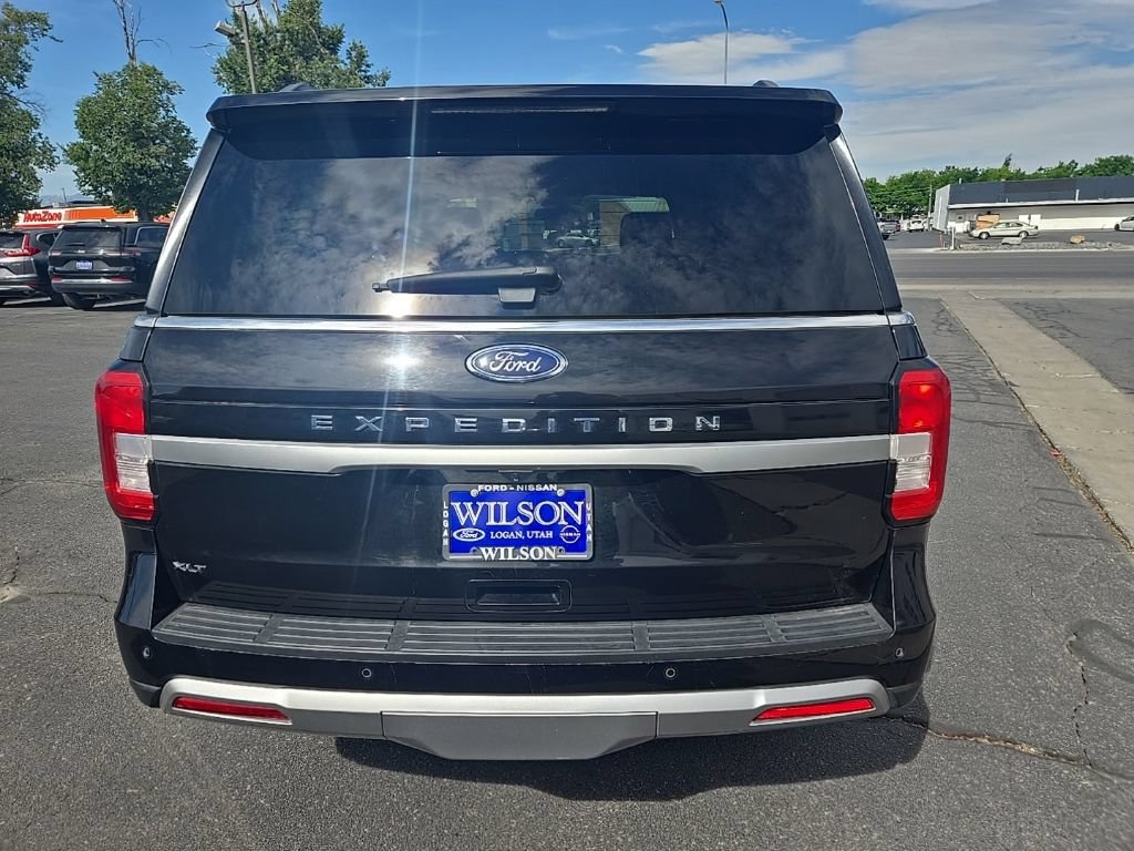 Used 2024 Ford Expedition XLT AWD/4WD image 6
