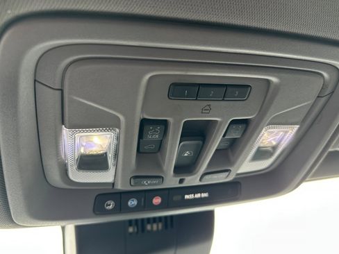 Used 2022 GMC Sierra 1500 Elevation w/ Elevation Premium Package image 23