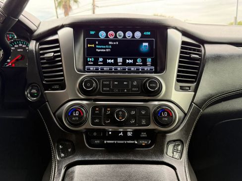 Used 2016 Chevrolet Suburban LTZ RWD image 55