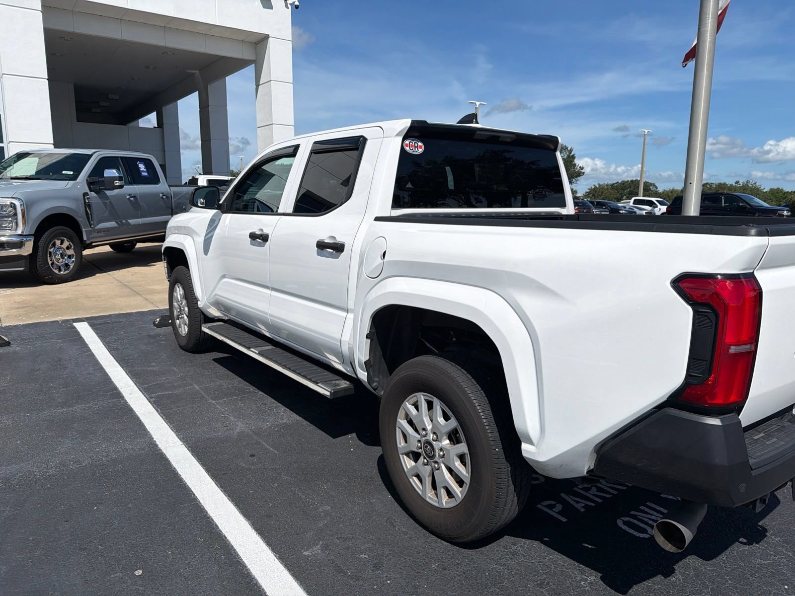Used 2025 Toyota Tacoma SR w/ SR Upgrade Package RWD image 5