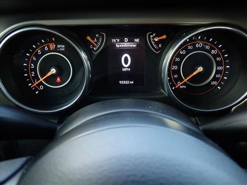 Used 2018 Jeep Wrangler Unlimited Sport AWD/4WD image 23