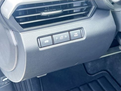 New 2026 Nissan Altima 2.5 SV FWD image 10