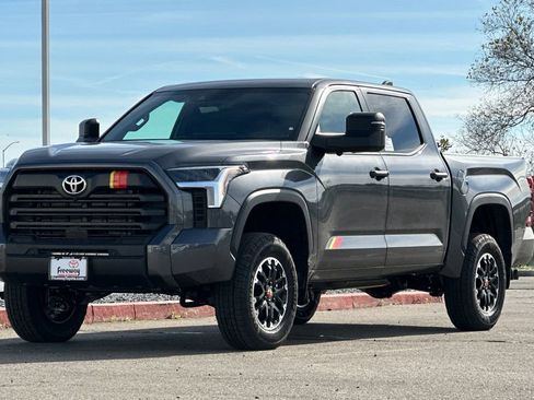 New 2026 Toyota Tundra SR5 AWD/4WD image 8