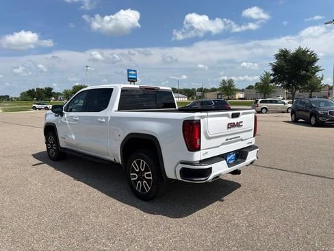 Used 2023 GMC Sierra 1500 AT4 w/ AT4 Premium Package AWD/4WD image 4