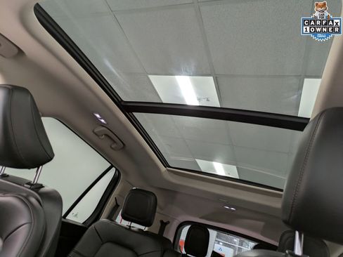 Used 2022 Lincoln Aviator AWD w/ Premium Package image 22