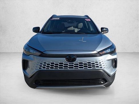 Used 2026 Toyota Corolla Cross SE image 2