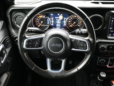 Used 2021 Jeep Wrangler Unlimited Sahara AWD/4WD image 15