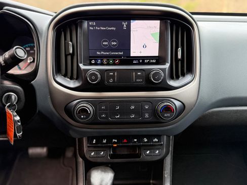 Used 2022 Chevrolet Colorado Z71 image 19