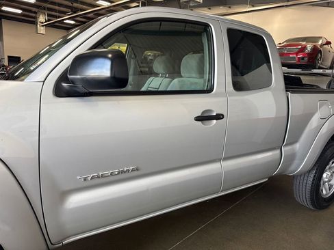 Used 2005 Toyota Tacoma PreRunner image 70