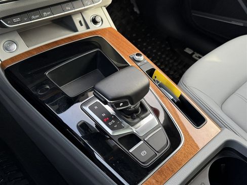 Used 2023 Audi Q5 2.0T Premium Plus w/ Premium Plus Package image 39