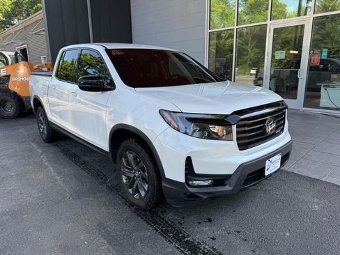 Used 2022 Honda Ridgeline Sport image 7
