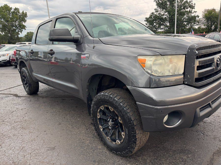 Used 2012 Toyota Tundra 4x4 CrewMax image 12