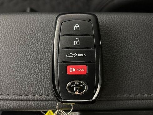 Used 2024 Toyota Tundra SR5 w/ SR5 Convenience Package AWD/4WD image 32