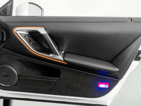 Used 2009 Nissan GT-R Premium image 51