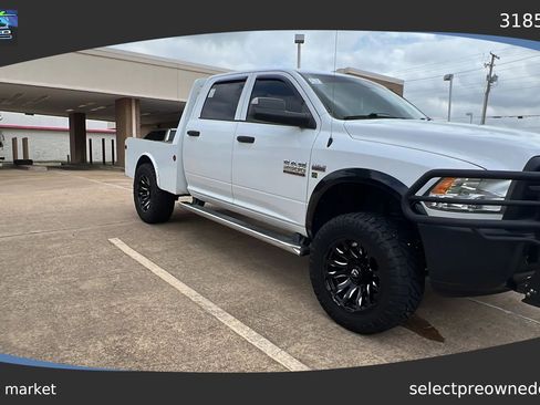 Used 2014 RAM 2500 Tradesman AWD/4WD image 1