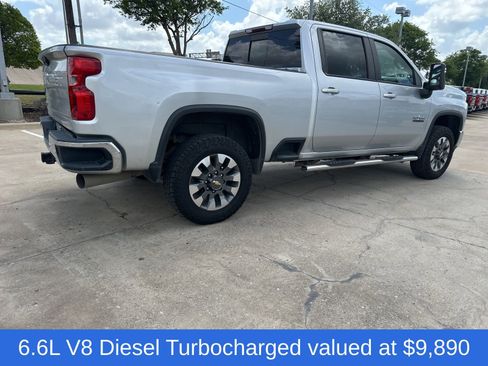 Used 2021 Chevrolet Silverado 2500 LT w/ Texas Edition image 3